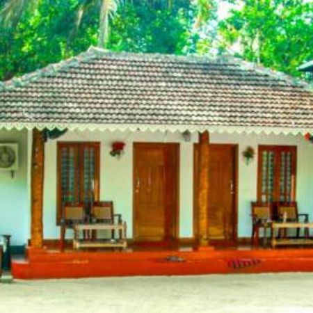 Marari Felix Beach Homestay Mararikulam Exterior photo