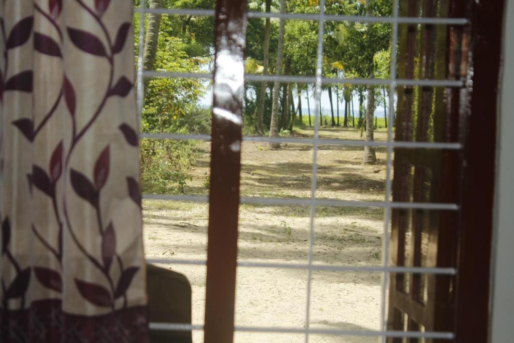 Marari Felix Beach Homestay Mararikulam Exterior photo